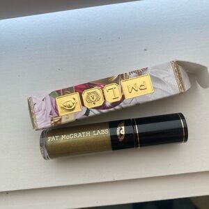 Pat Mcgrath Labs Fetisheyes Liquid Eyeshadow - Cosmic Chartreuse